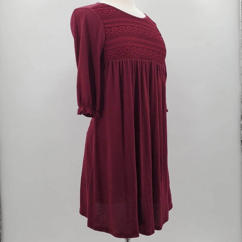 Old Navy Girls Tunic Dress Size Large Maroon 3/4 Sleeve‎ Embroidered Pleated